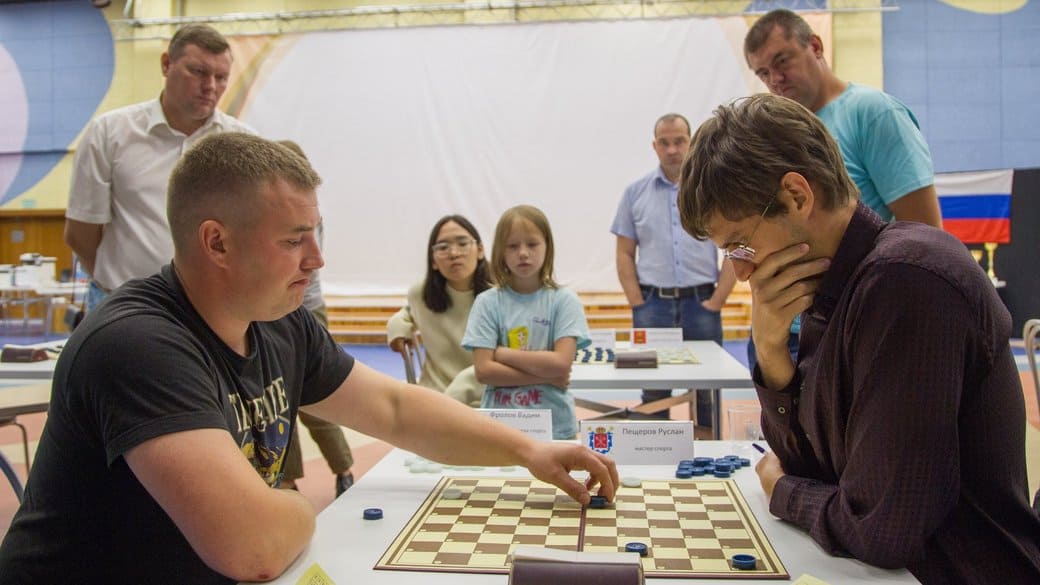 Збірні Росії та Білорусі усунули від змагань із шашок: які санкції передбачені
