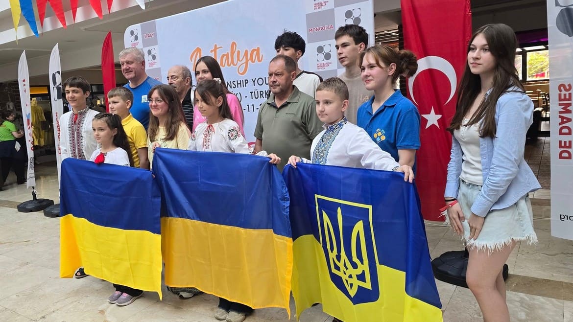 Чемпіонат світу – 2025 (молодіжний) з шашок-100