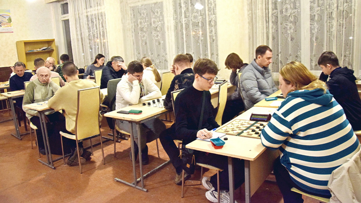 Стартував чемпіонат міста Кам'янське – 2025 з шашок-64