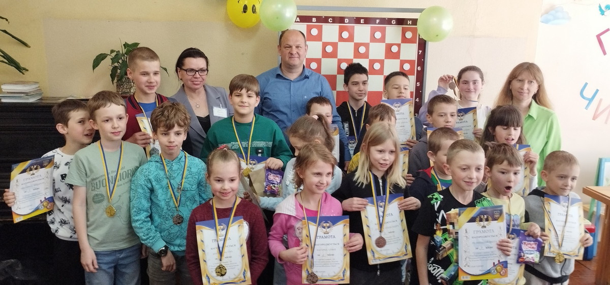 В Оболонському районі міста Києва відбулося спортивне шашкове свято до 50-річного ювілею