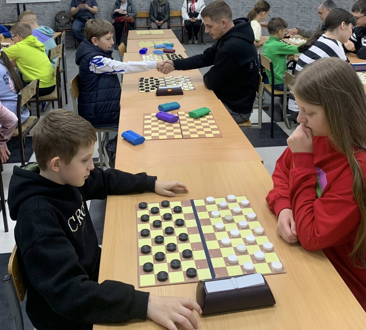 Вінниця провела чемпіонат міста серед дітей та дорослих з шашок-100