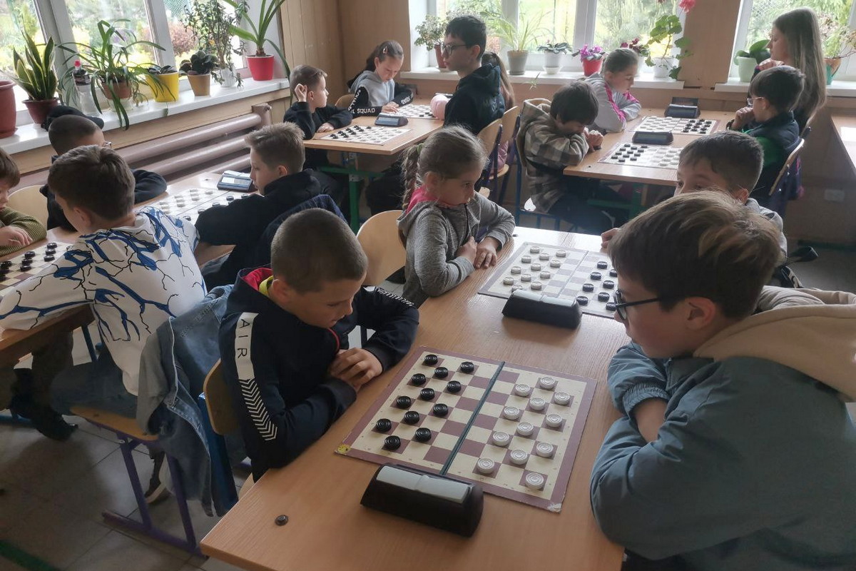 На Вінниччині завершилися обласні командні ігри «Диво-шашки»