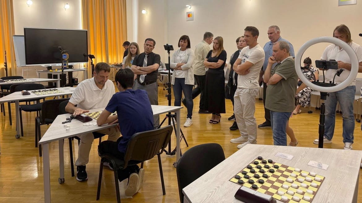 Фінальна зустріч Іван Антоненко - Матвєй Колєсніков /