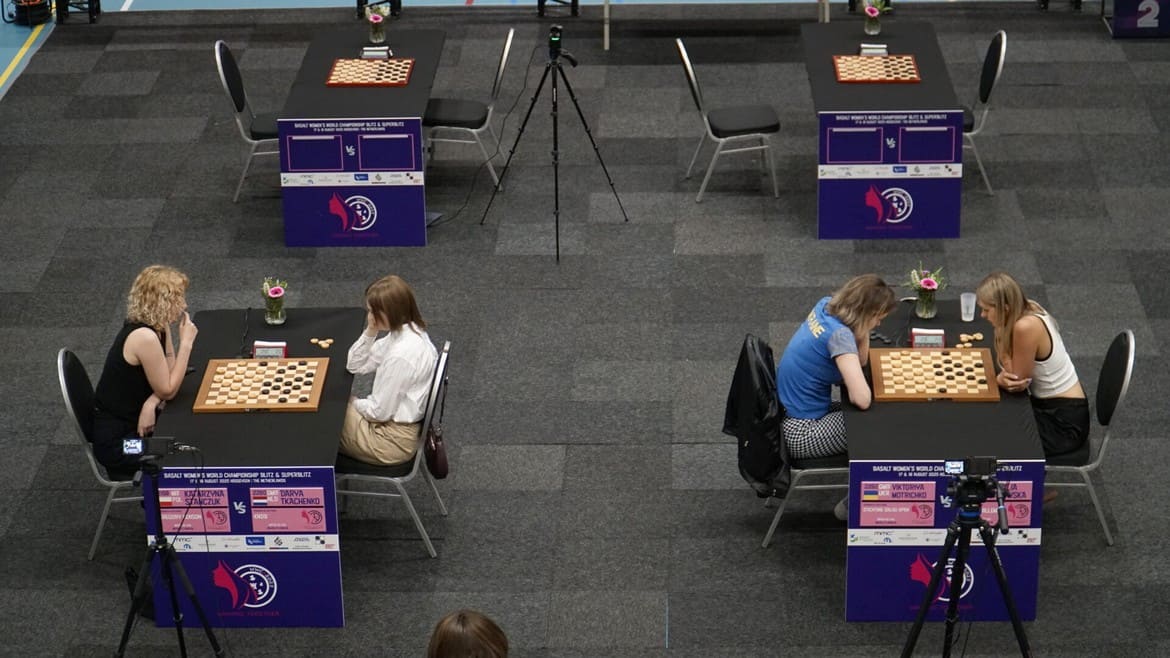 Чемпіонат світу з шашок-100. Бліц. Півфіналістки
