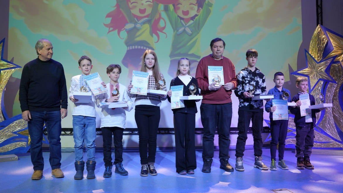 У Київському КПДЮ привітали найкращих шашкістів столиці