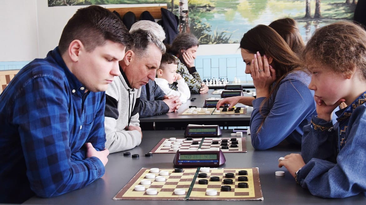 У Кам’янському провели шашковий турнір до дня народження Т.Шевченка